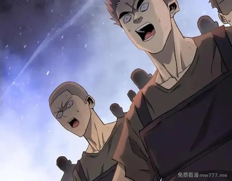 末日狠人：开局囤积万亿物资,第46话 谁要当你妈！,第42张